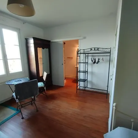 La Ferme Du Parc Bed & Breakfast Pendé